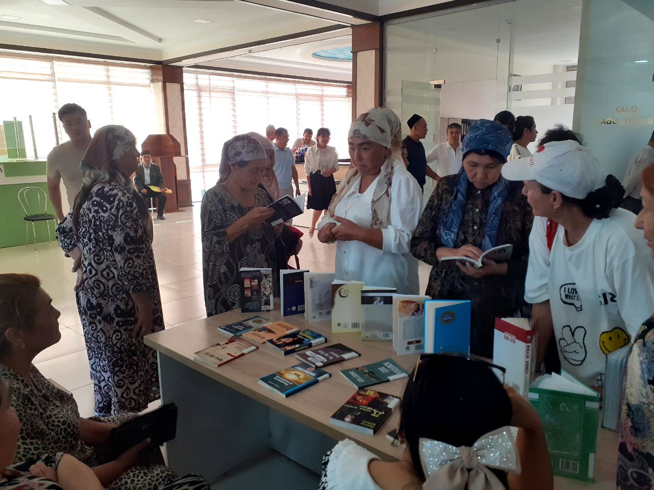 Kitobxon onalar kuni munosabati bilan tadbir tashkil qilindi.